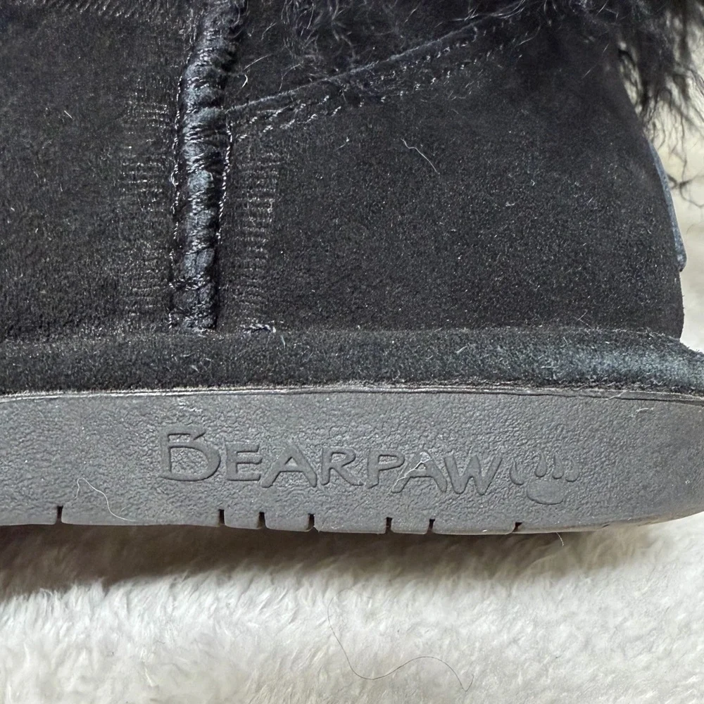 Bearpaw Boo Bootie Winter Boot Fuzzy Lamb Fur Cuff Suede Black Size 9